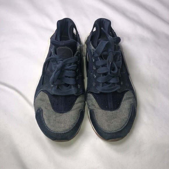 Nike Air Huarache Run denim Women Sneakers Size 9 - Picture 1 of 4